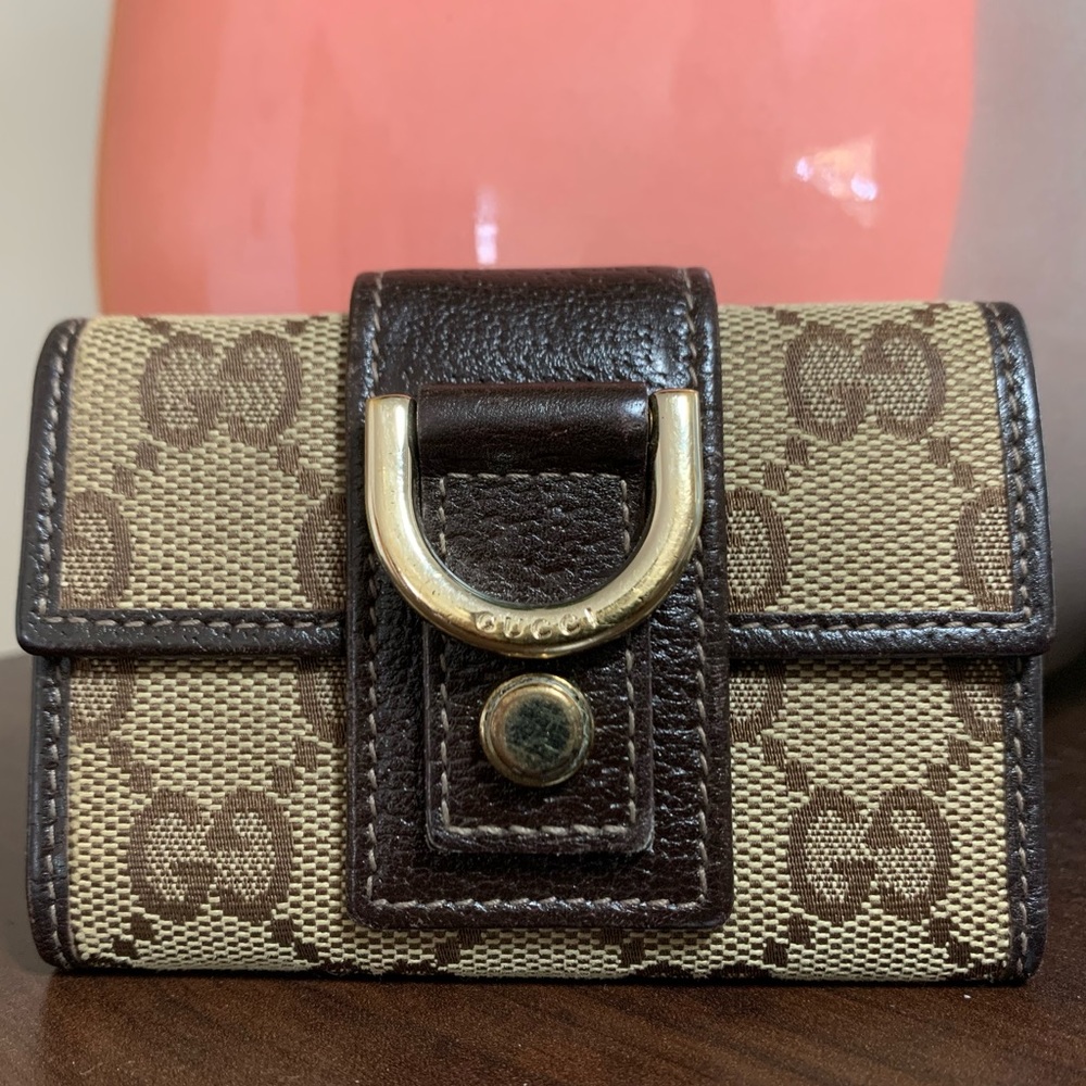 GUCCI key wallet
